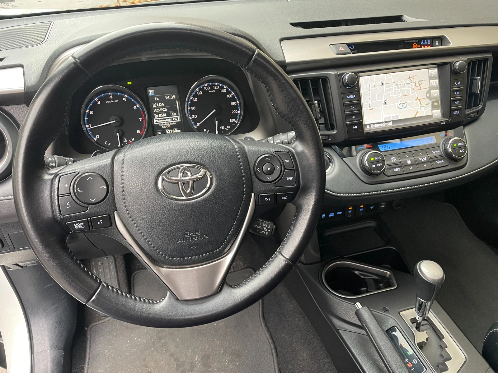 Toyota Rav4 AWD 2.0 VVT-i CVT Luxury - изображение 10