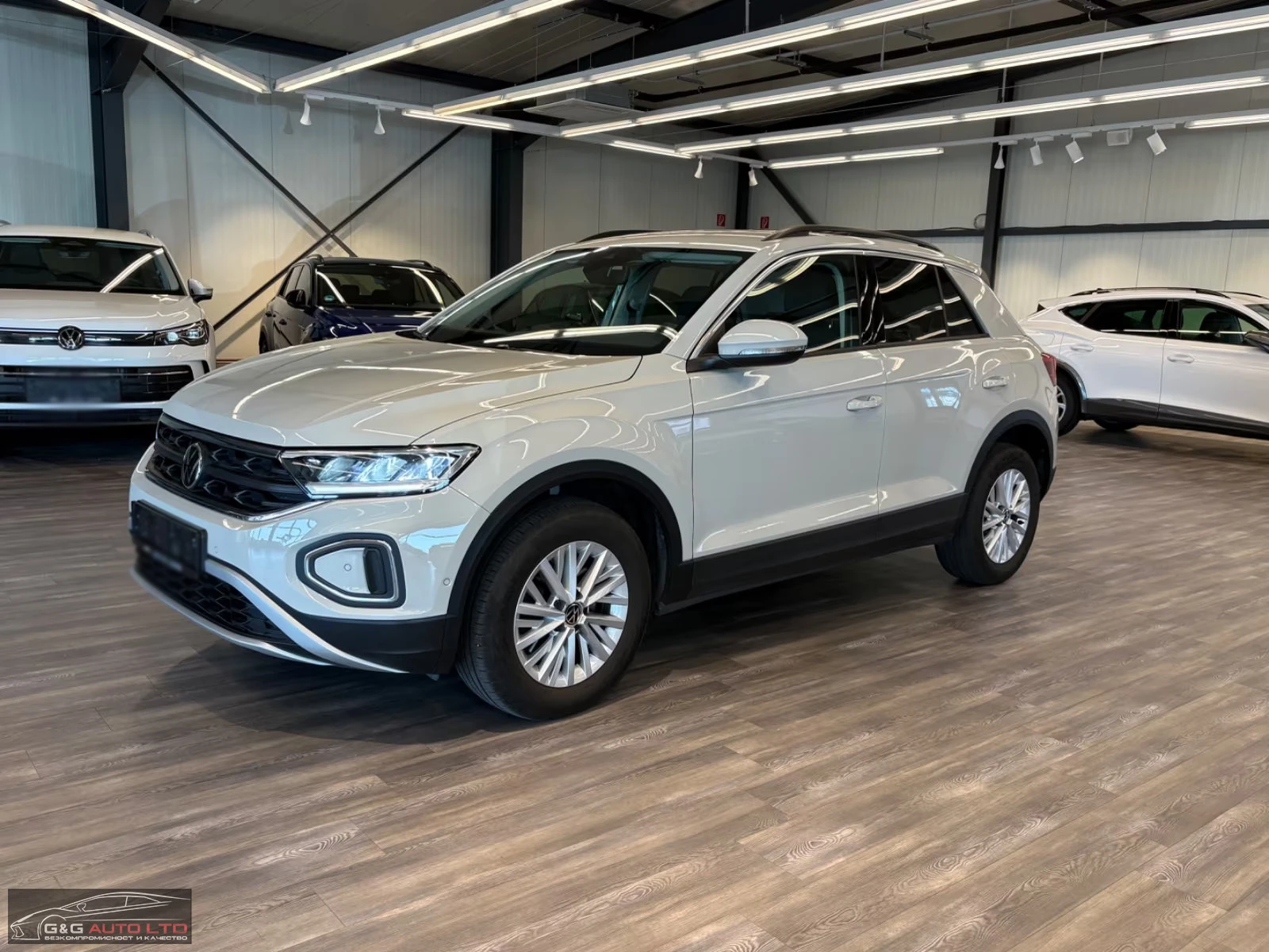 VW T-Roc LIFE/150HP/NAVI/CAM/LED/ACC/DIGI/190g | Mobile.bg   1