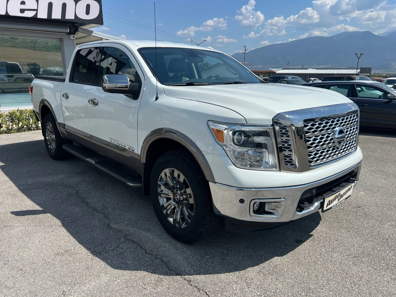 Nissan Titan crew cab 5.6i* V8* Platinum Reserve*  - изображение 3