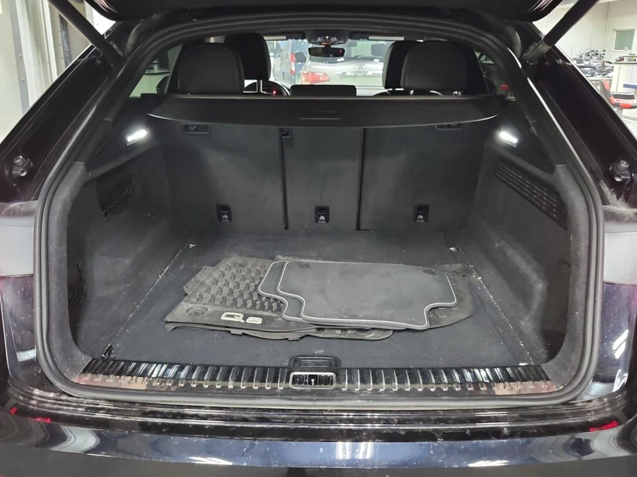 Audi Q8 S-line* * Progressiv* Matrix  | Mobile.bg   12