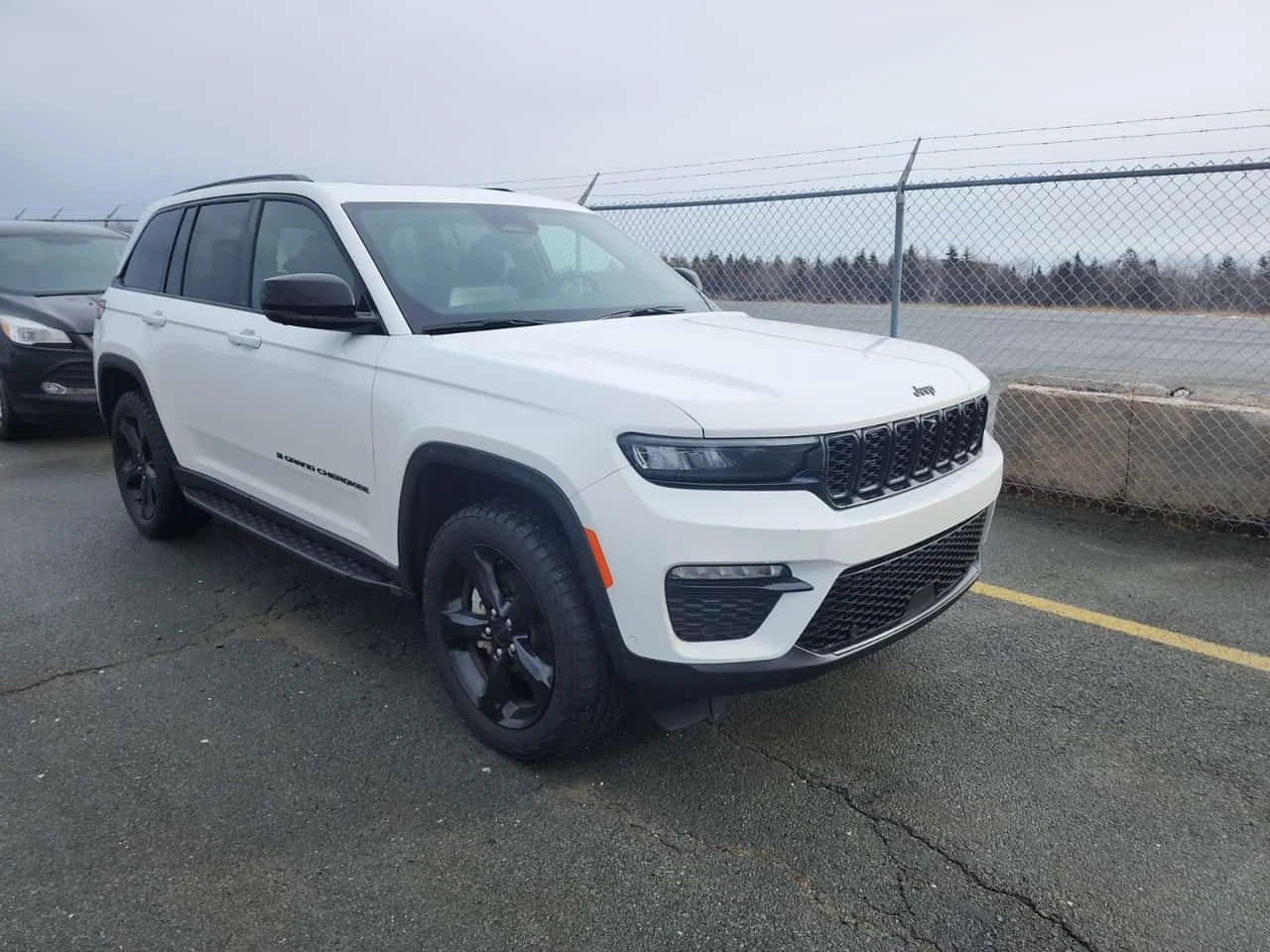 Jeep Grand cherokee LIMITED * CARFAX * ОБДУХВАНЕ* ДИСТРОНИК* ПАНОРАМА - изображение 2