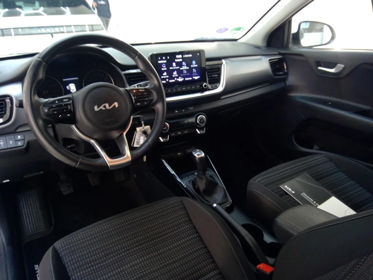Kia Stonic DynamicLine | Mobile.bg � ����������� 6