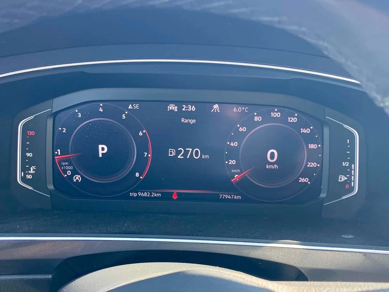 VW Tiguan  Highline R Line /360/ОБДУХВАНЕ/КЛИП НА МОТОРА , снимка 8 - Автомобили и джипове - 54169153