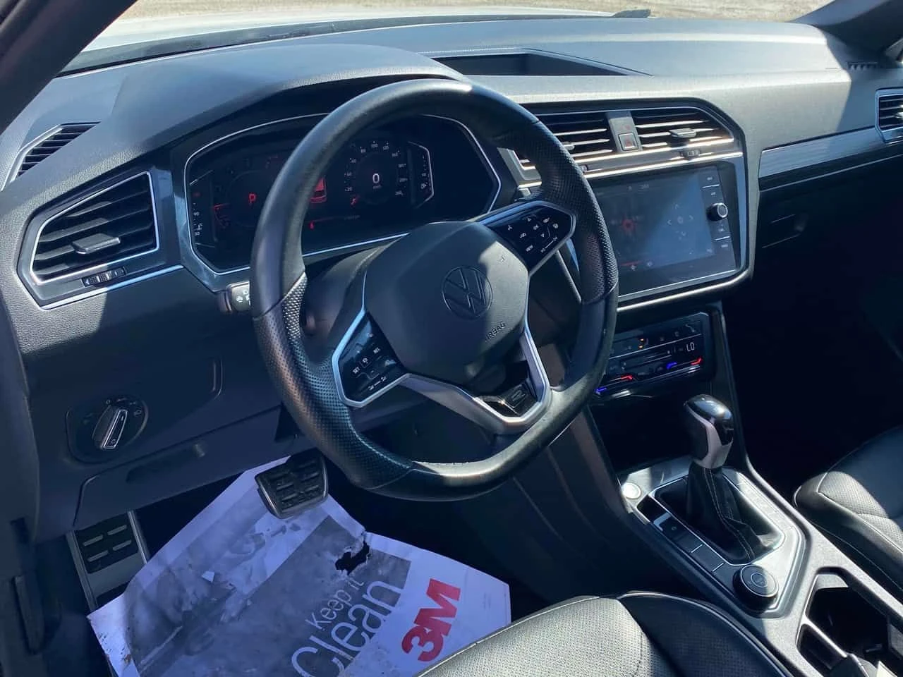 VW Tiguan  Highline R Line /360/ОБДУХВАНЕ/КЛИП НА МОТОРА , снимка 10 - Автомобили и джипове - 54169153