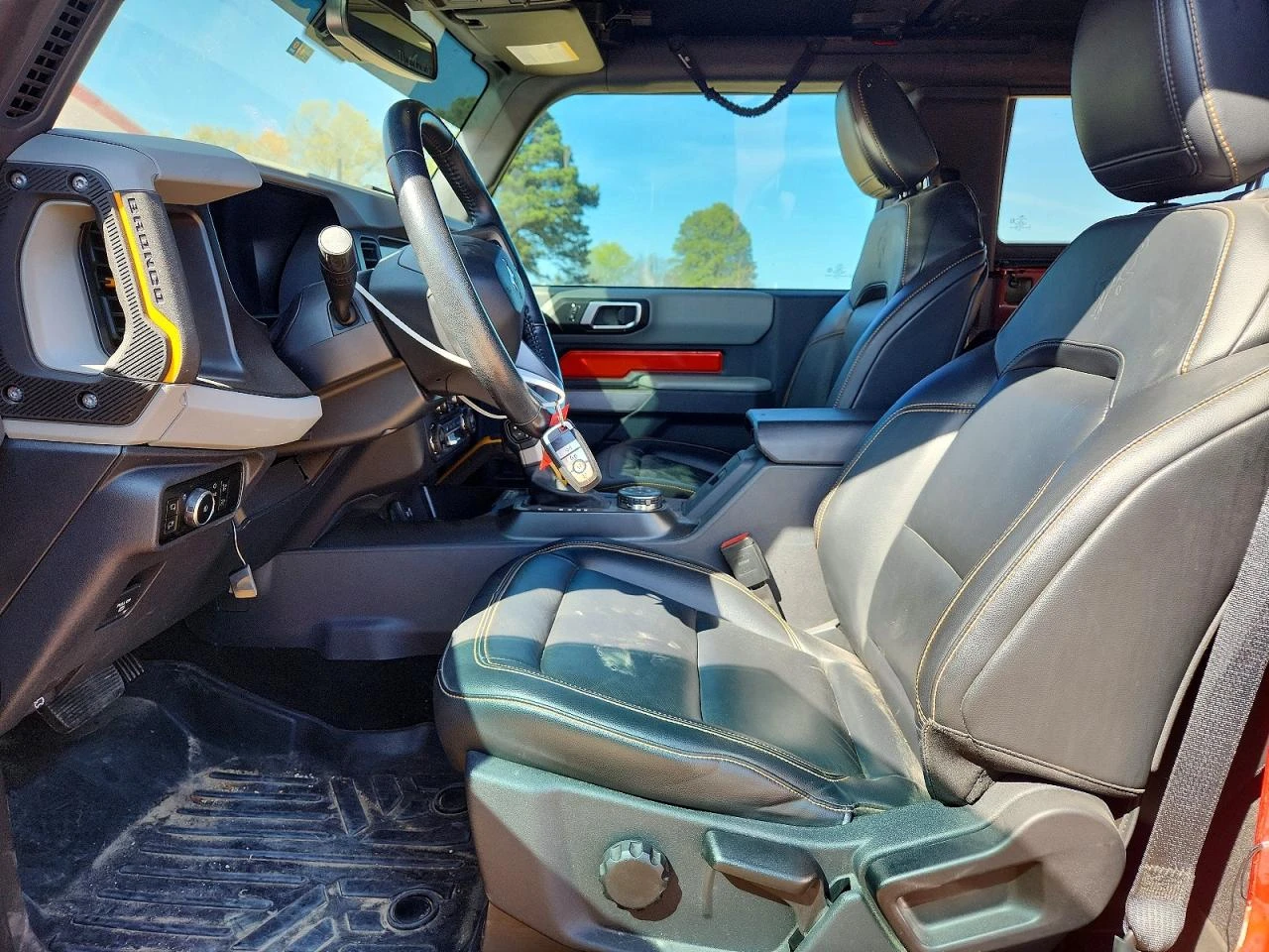 Ford Bronco 2.7l Base, снимка 7 - Автомобили и джипове - 54248032