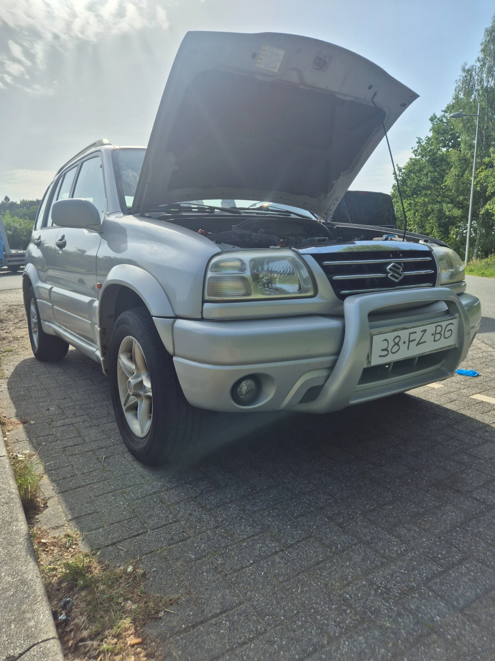Suzuki Grand vitara Нов внос Холандия Уникат!!! 2.0i 4?4, снимка 13 - Автомобили и джипове - 54654068