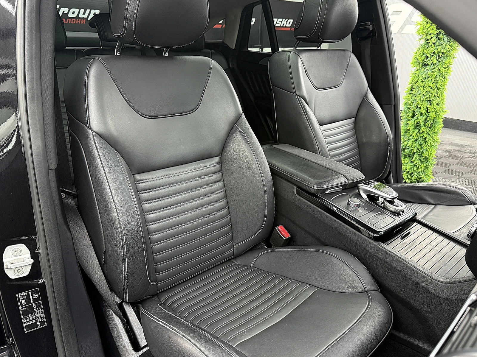 Mercedes-Benz GLE 350 BRABUS-PAKET/PANORAMA /9GT/ СОБСТВЕН ЛИЗИНГ, снимка 16 - Автомобили и джипове - 54971894