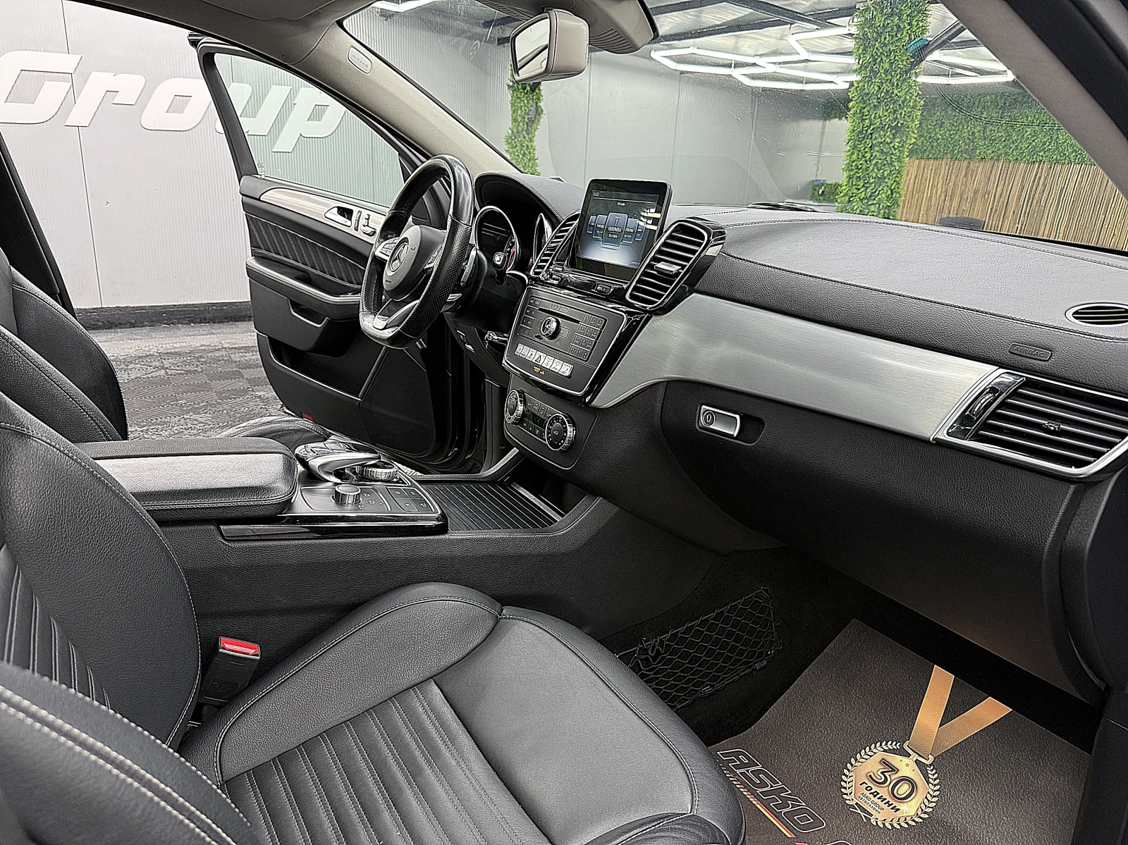 Mercedes-Benz GLE 350 BRABUS-PAKET/PANORAMA /9GT/ СОБСТВЕН ЛИЗИНГ, снимка 9 - Автомобили и джипове - 54971894