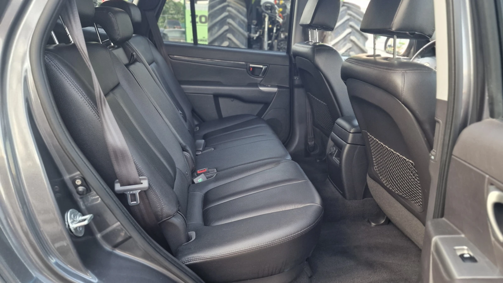 Hyundai Santa fe 2.4i 4x4 Premium Koжен салон, снимка 14 - Автомобили и джипове - 55274599