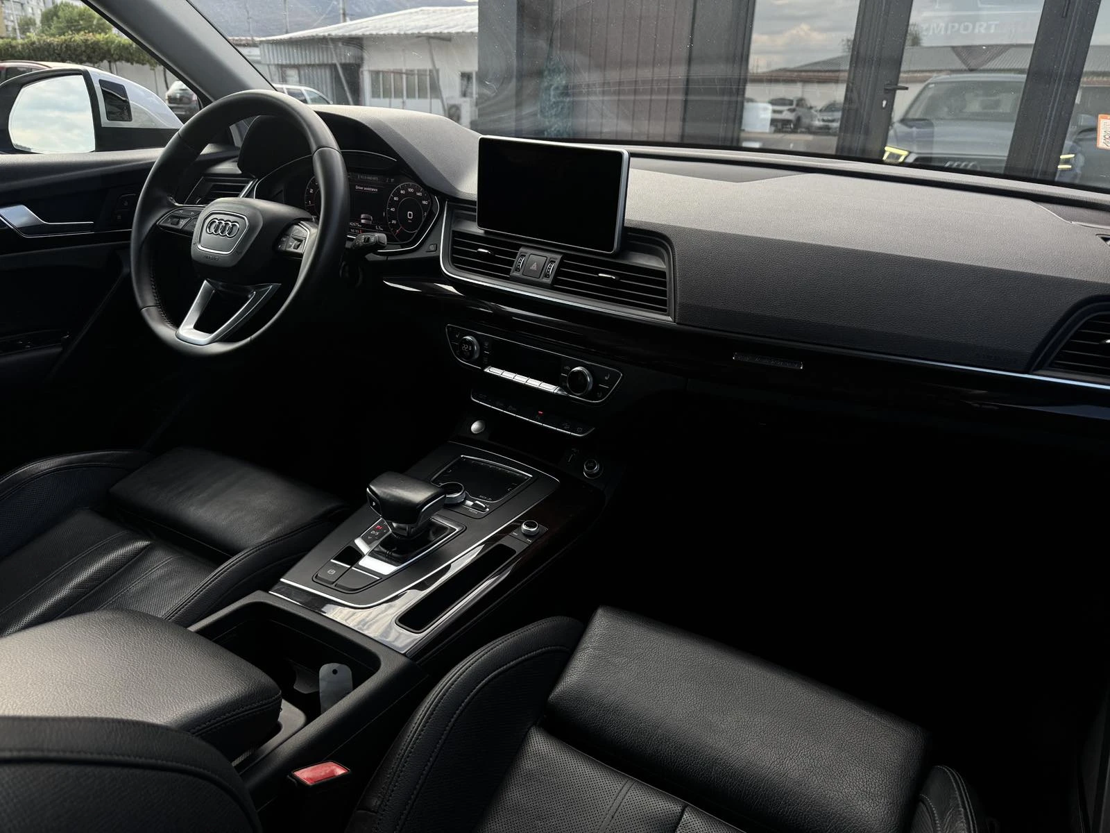 Audi Q5 2.0TFSI* Digital* QUATTRO, снимка 9 - Автомобили и джипове - 56140342