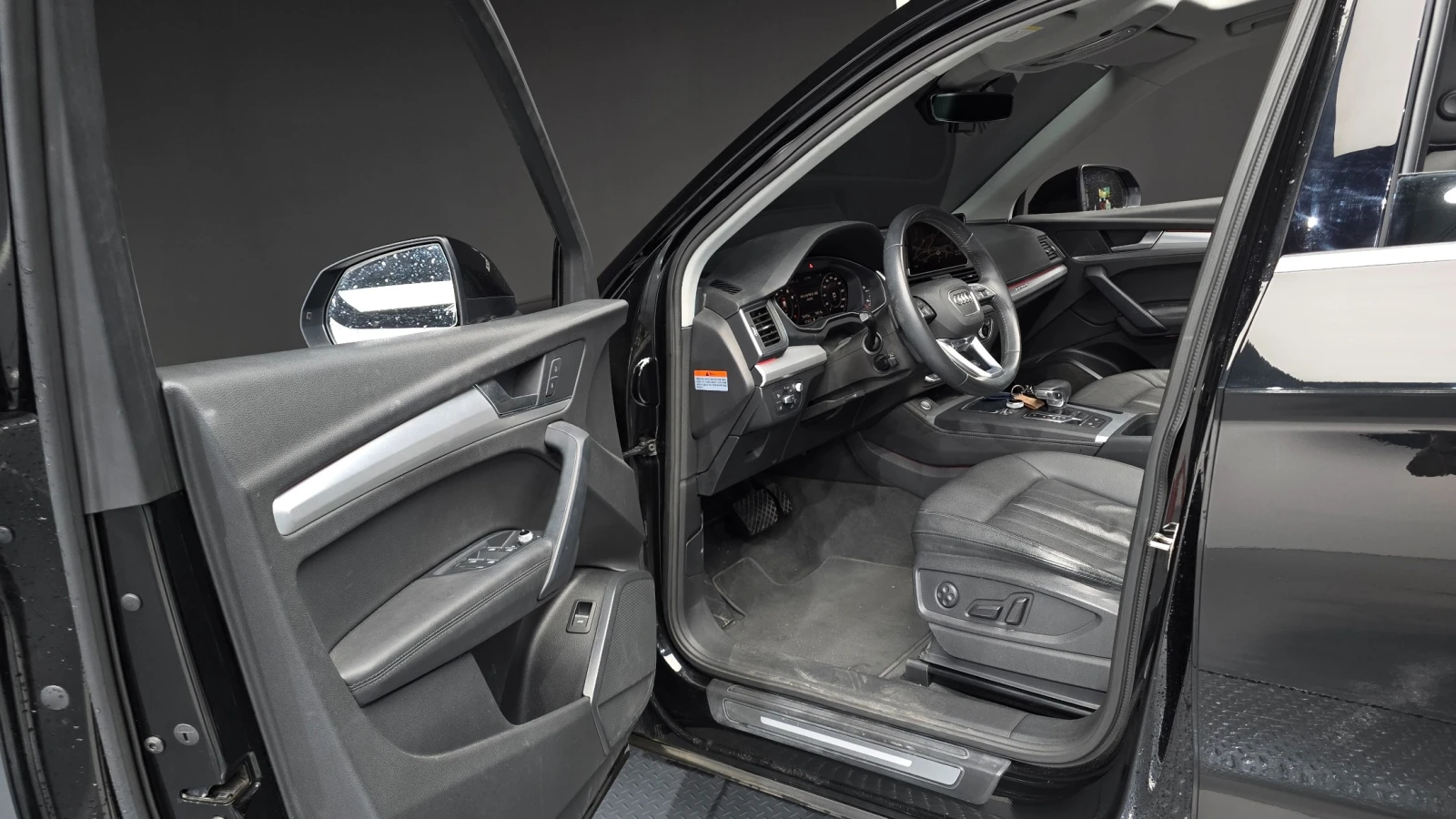 Audi Q5 45 TFSI quattro | HUD | Панорама | quattro, снимка 10 - Автомобили и джипове - 56324874