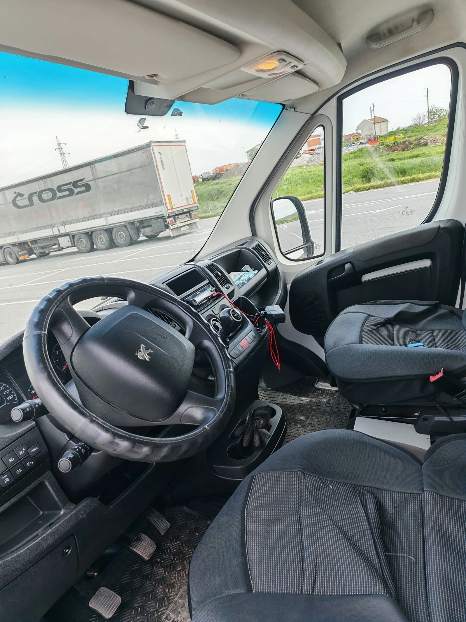 Peugeot Boxer 2.2 HDI 140 КС., снимка 8 - Бусове и автобуси - 54482377
