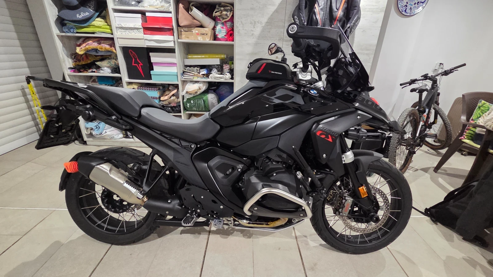 BMW R 1300 GS, снимка 4 - Мотоциклети и мототехника - 54607096