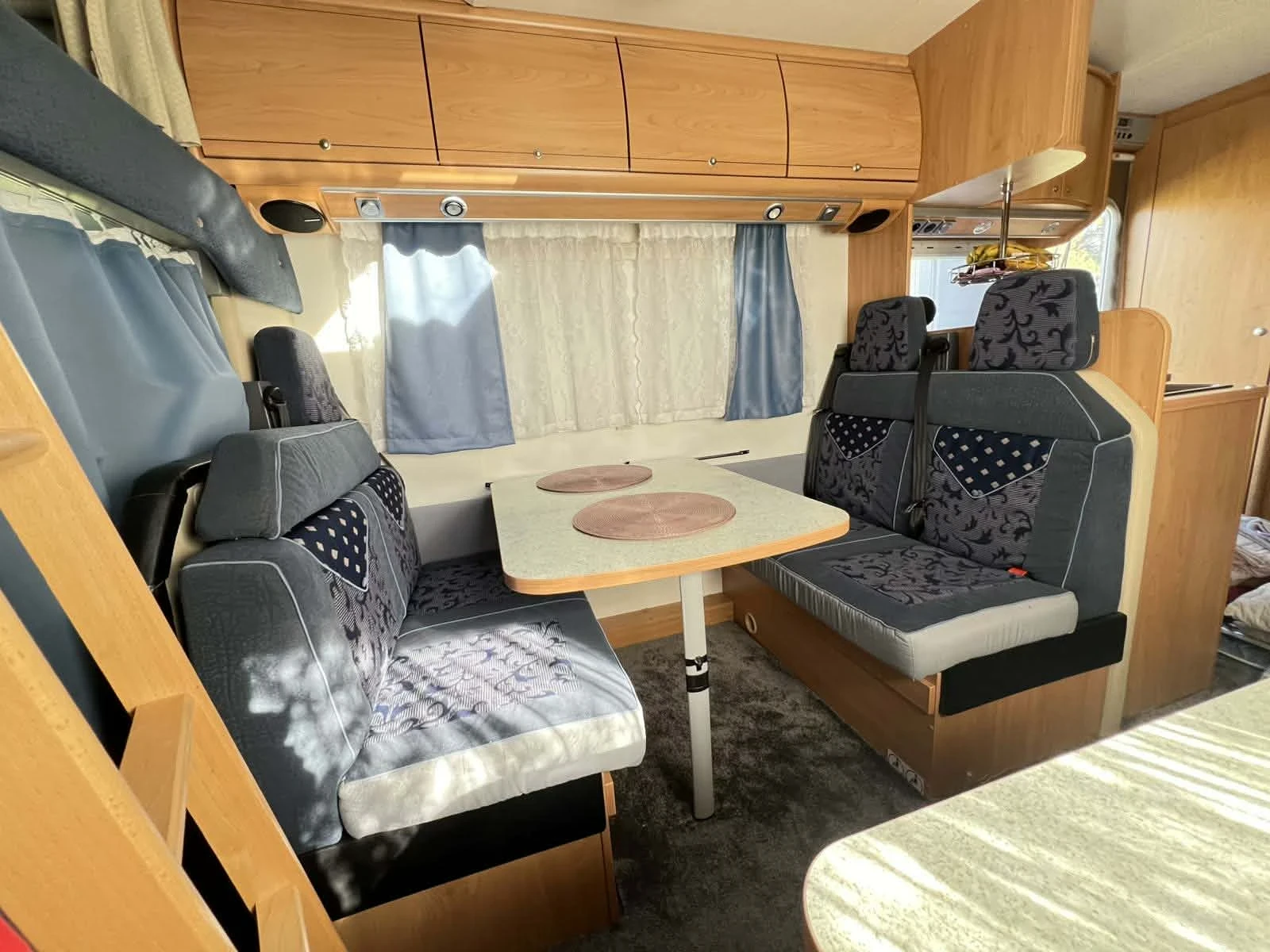 ������ Burstner A645 | Mobile.bg � ����������� 7