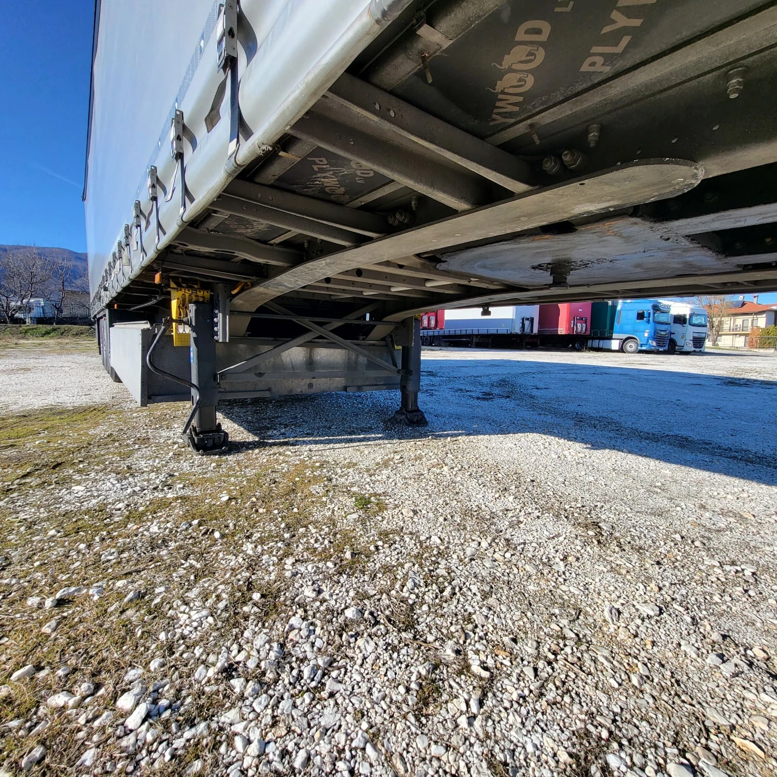 ����������� Schmitz 18.12.2018g | Mobile.bg � ����������� 3