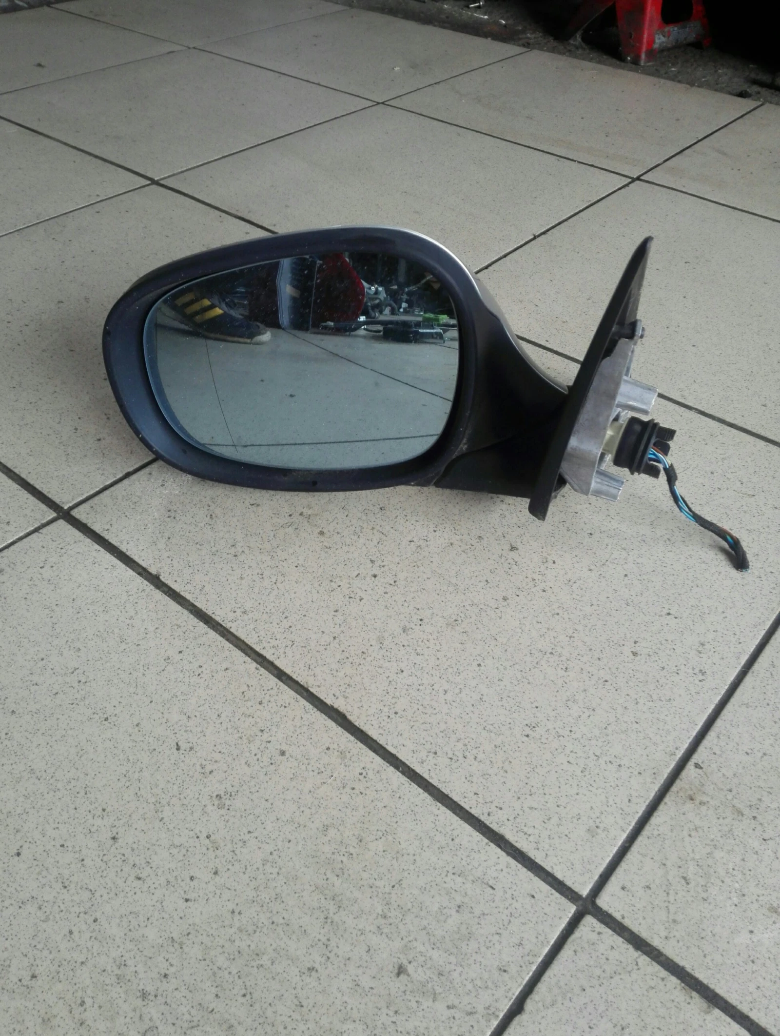 �������� ���� ��� �90 320� | Mobile.bg � ����������� 1