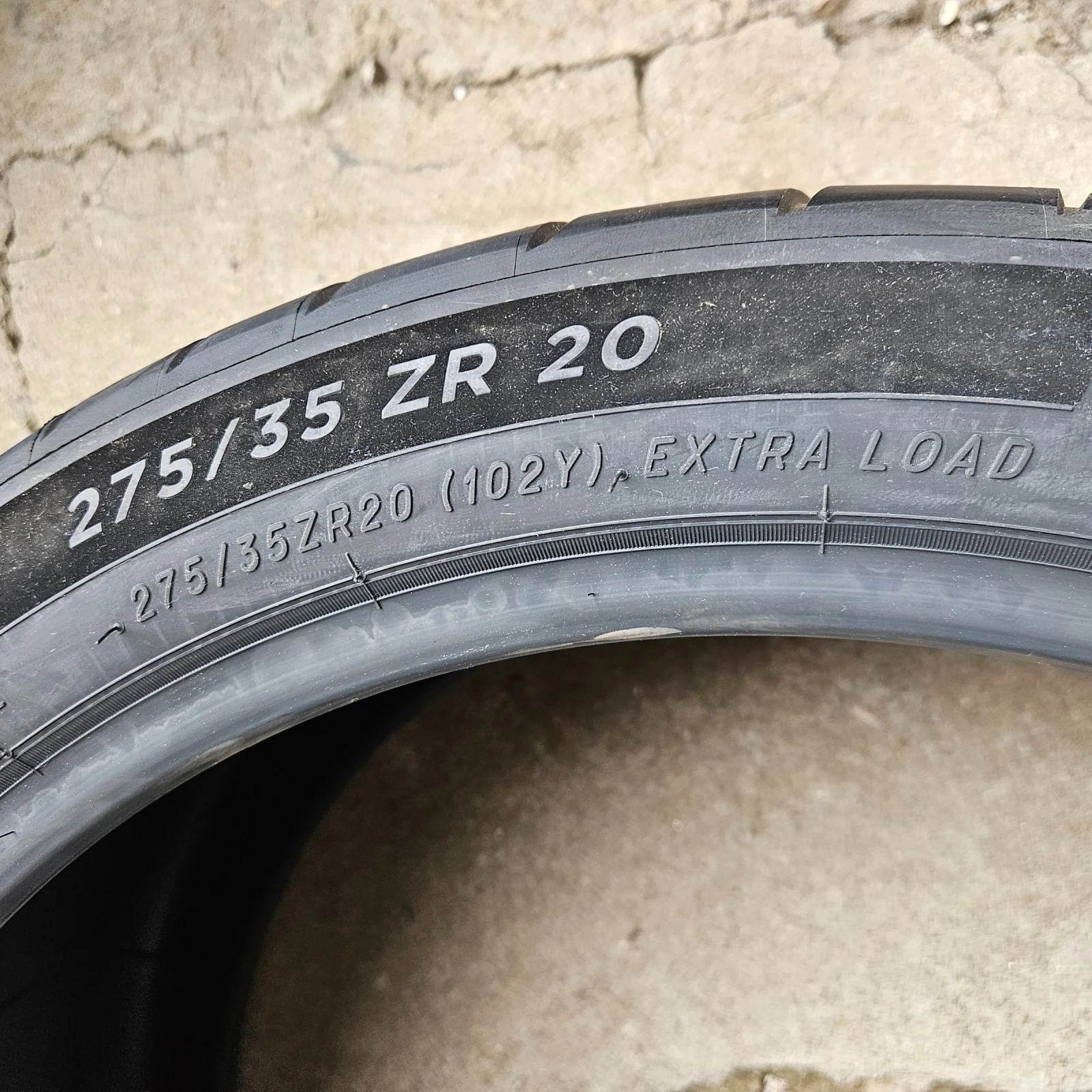 Гуми Летни 275/35R20, снимка 8 - Гуми и джанти - 54727384