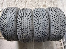 Гуми Зимни 225/45R19, снимка 1 - Гуми и джанти - 39103253