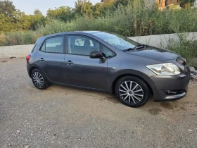 Toyota Auris 1.4 D4D, снимка 2