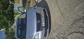 VW Touran 2.0  | Mobile.bg    11