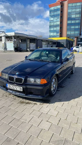 BMW 323 - 9300 € / 18189.22 лв. - 65938406 2