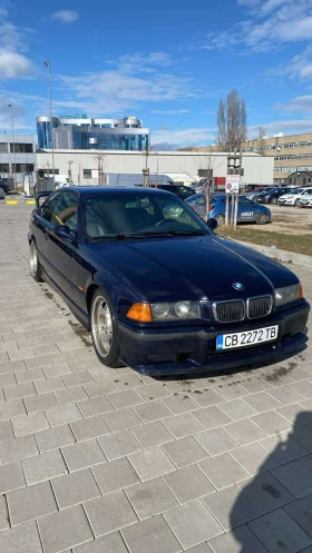 BMW 323 