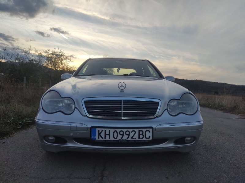 Mercedes-Benz C 200 CDI, снимка 3 - Автомобили и джипове - 45359522