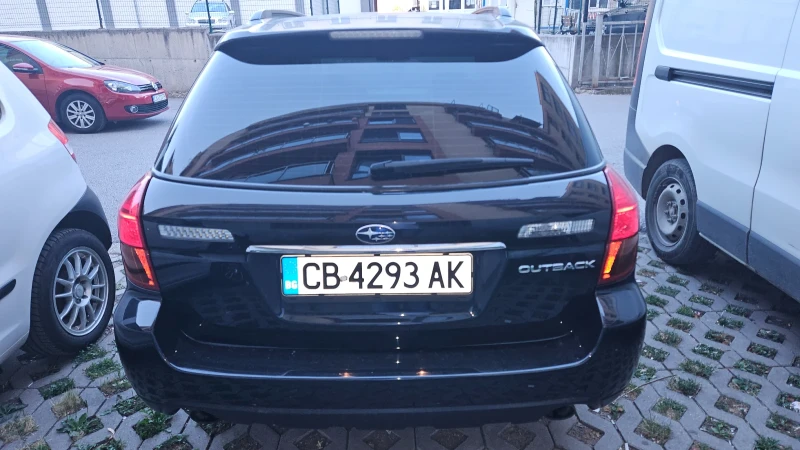 Subaru Outback, снимка 9 - Автомобили и джипове - 46516497