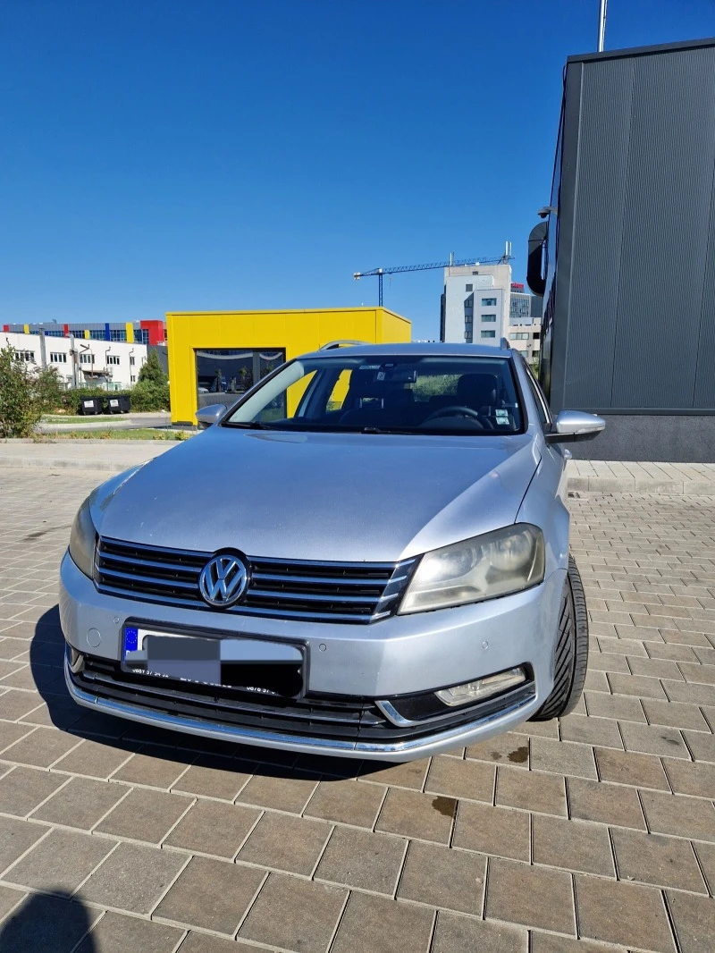 VW Passat, снимка 1 - Автомобили и джипове - 46716114