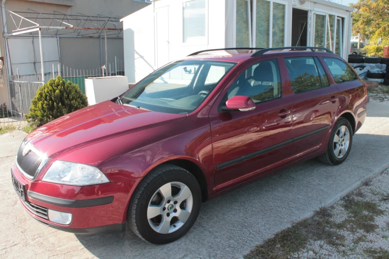 Skoda Octavia 1.6 benzin MPI, снимка 6 - Автомобили и джипове - 47536595