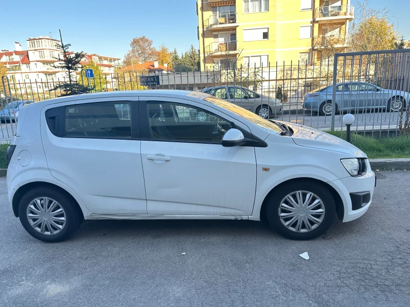 Chevrolet Aveo Нови гуми, снимка 2 - Автомобили и джипове - 48179308