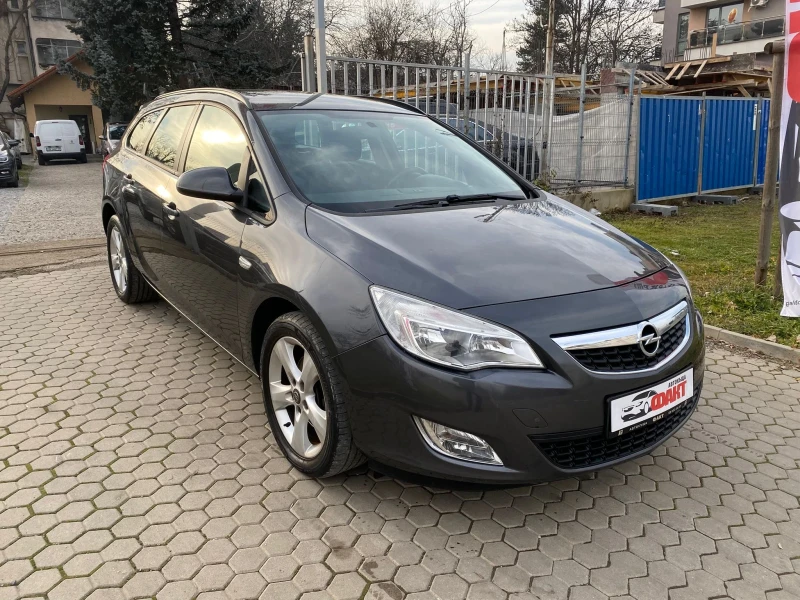 Opel Astra 1.7CDTi, снимка 3 - Автомобили и джипове - 48416814