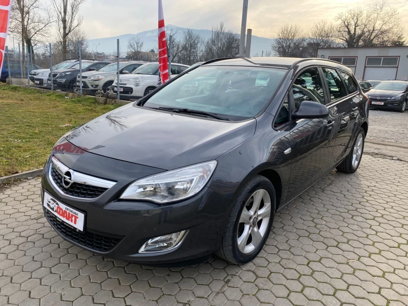 Opel Astra 1.7CDTi, снимка 1 - Автомобили и джипове - 48416814