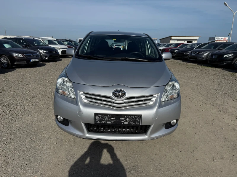 Toyota Verso 1.8i CH 6sk 7m, снимка 2 - Автомобили и джипове - 49513953