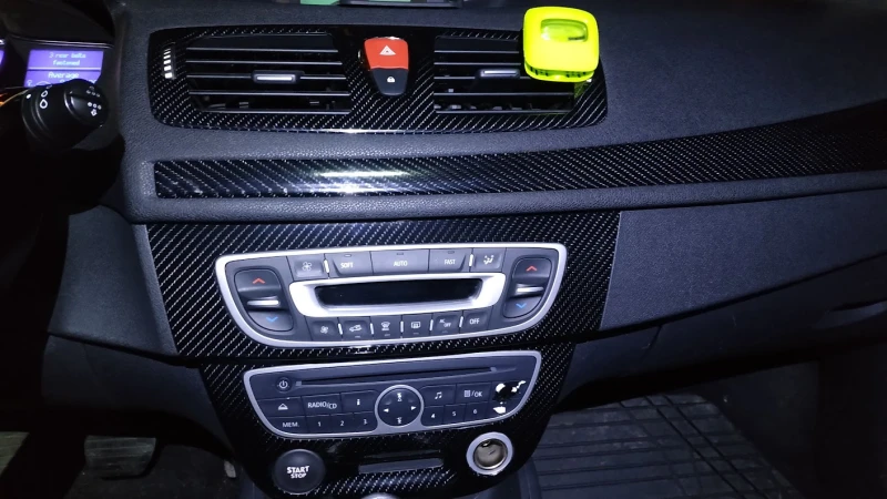 Renault Megane III Подгрев | Keyless go | Регистриран , снимка 6 - Автомобили и джипове - 52397831