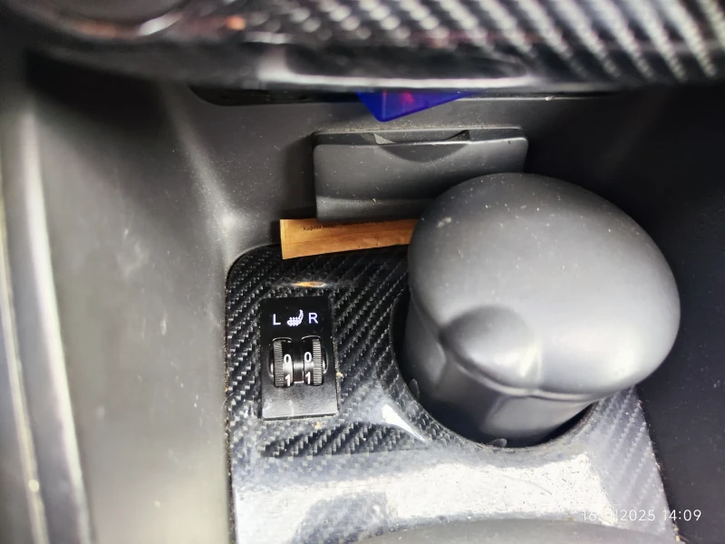 Renault Megane III Подгрев | Keyless go | Регистриран , снимка 7 - Автомобили и джипове - 52397831