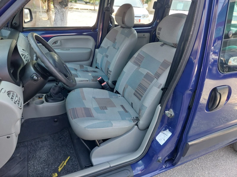 Renault Kangoo 4-цилиндъра.ТОП СЪСТОЯНИЕ, снимка 14 - Автомобили и джипове - 51149080