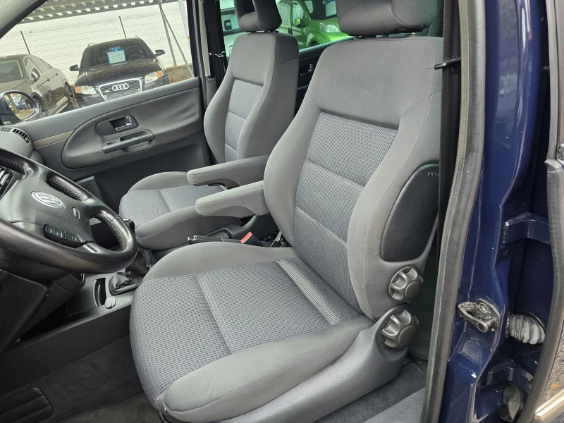 VW Sharan 1.9TDI BUSINESS , снимка 10 - Автомобили и джипове - 52437619