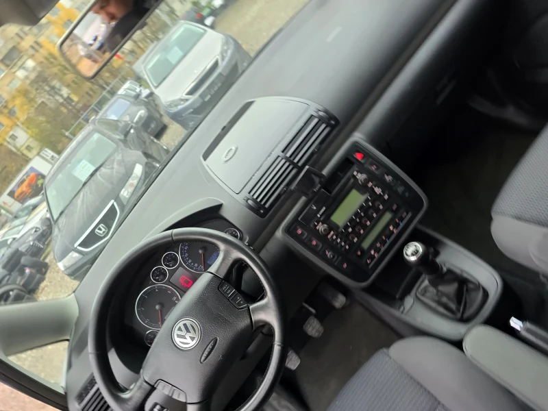 VW Sharan 1.9TDI BUSINESS , снимка 13 - Автомобили и джипове - 52437619