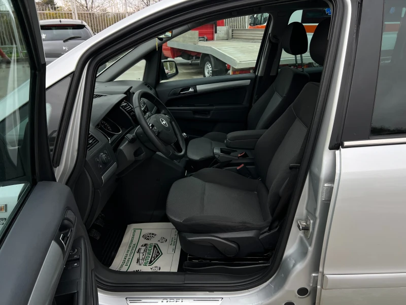 Opel Zafira 111YearsEdition, снимка 8 - Автомобили и джипове - 52584096