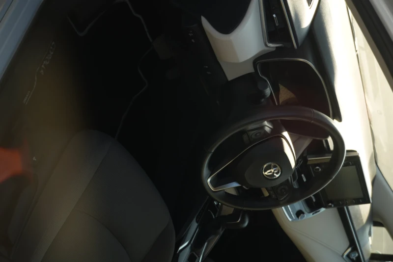 Toyota Corolla, снимка 13 - Автомобили и джипове - 52879060