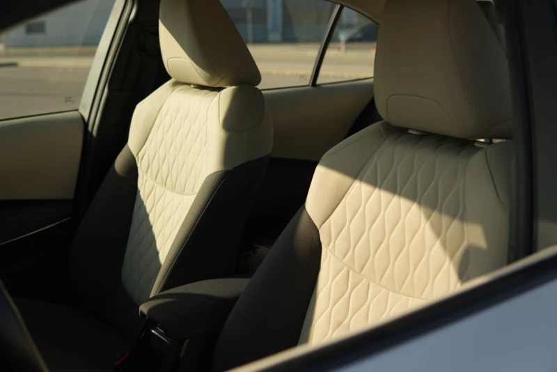 Toyota Corolla, снимка 9 - Автомобили и джипове - 52879060