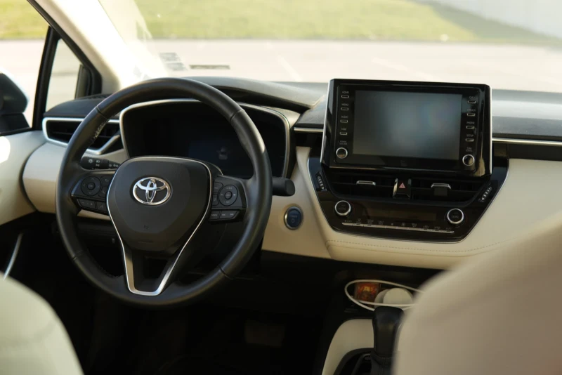 Toyota Corolla, снимка 12 - Автомобили и джипове - 52879060