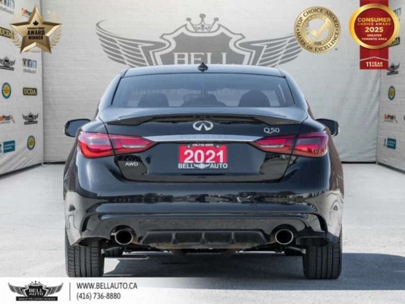 Infiniti Q50 * Essential Tech | AWD | 360CAM | SUNROOF | B.SPOT, снимка 8 - Автомобили и джипове - 52924411