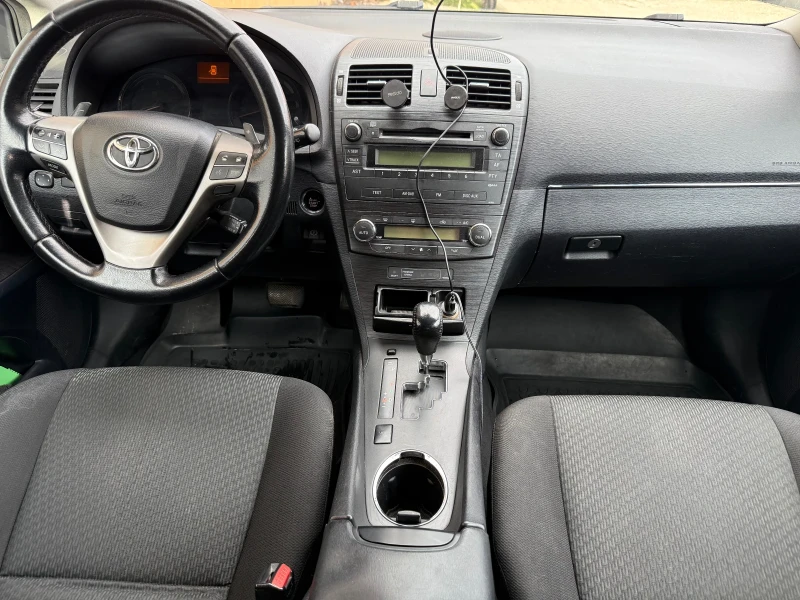 Toyota Avensis 2.2 D-CAT, снимка 6 - Автомобили и джипове - 52965014