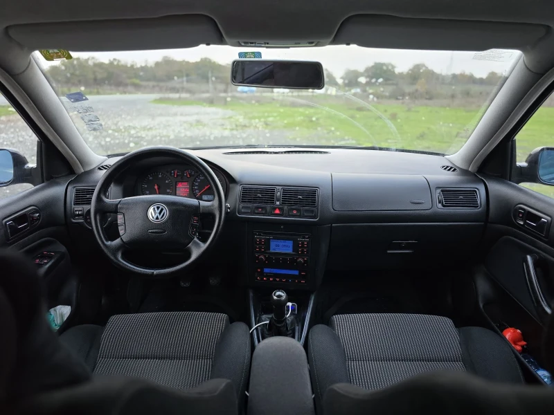 VW Golf, снимка 6 - Автомобили и джипове - 53001180