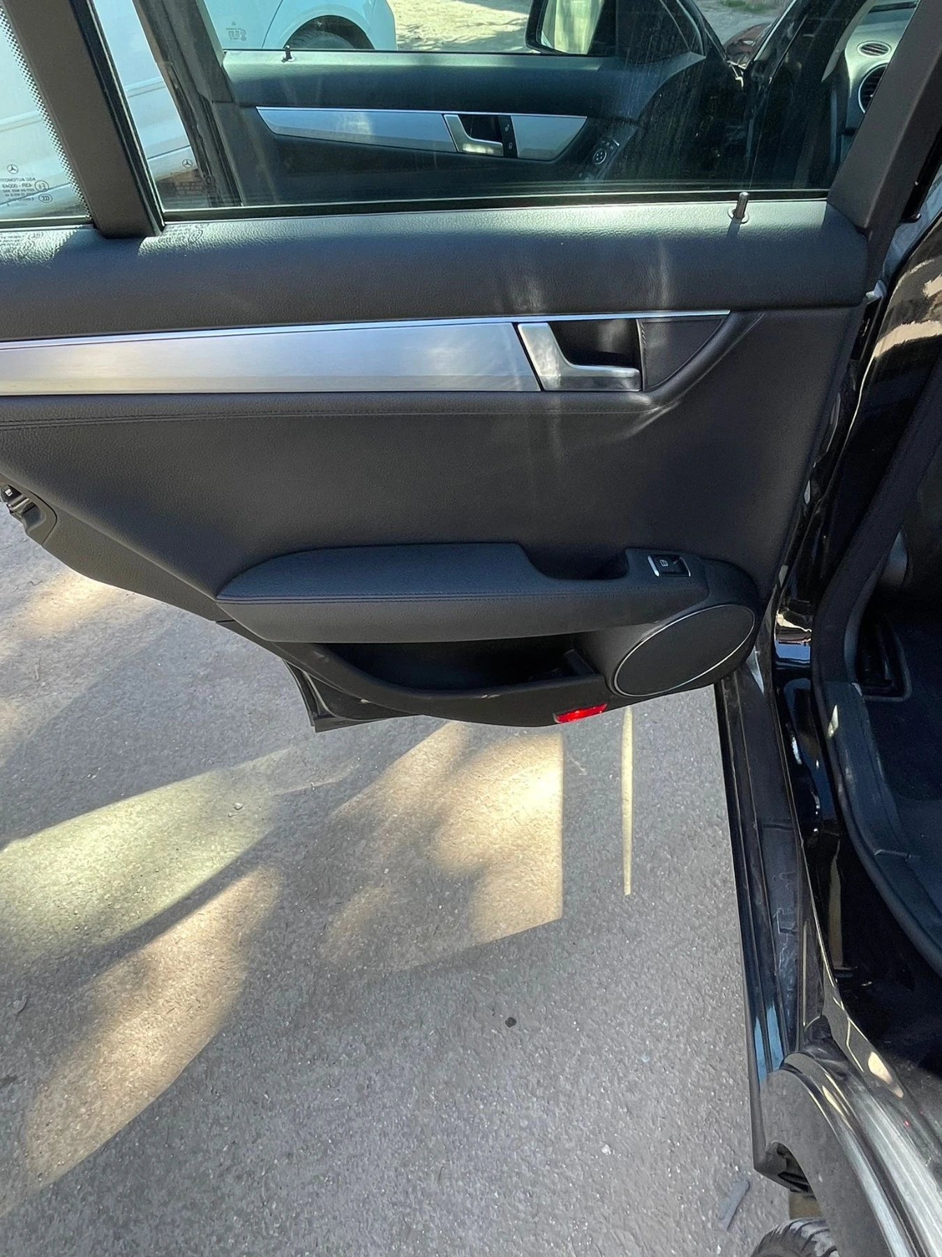 Mercedes-Benz C 350 | Mobile.bg — изображение 12