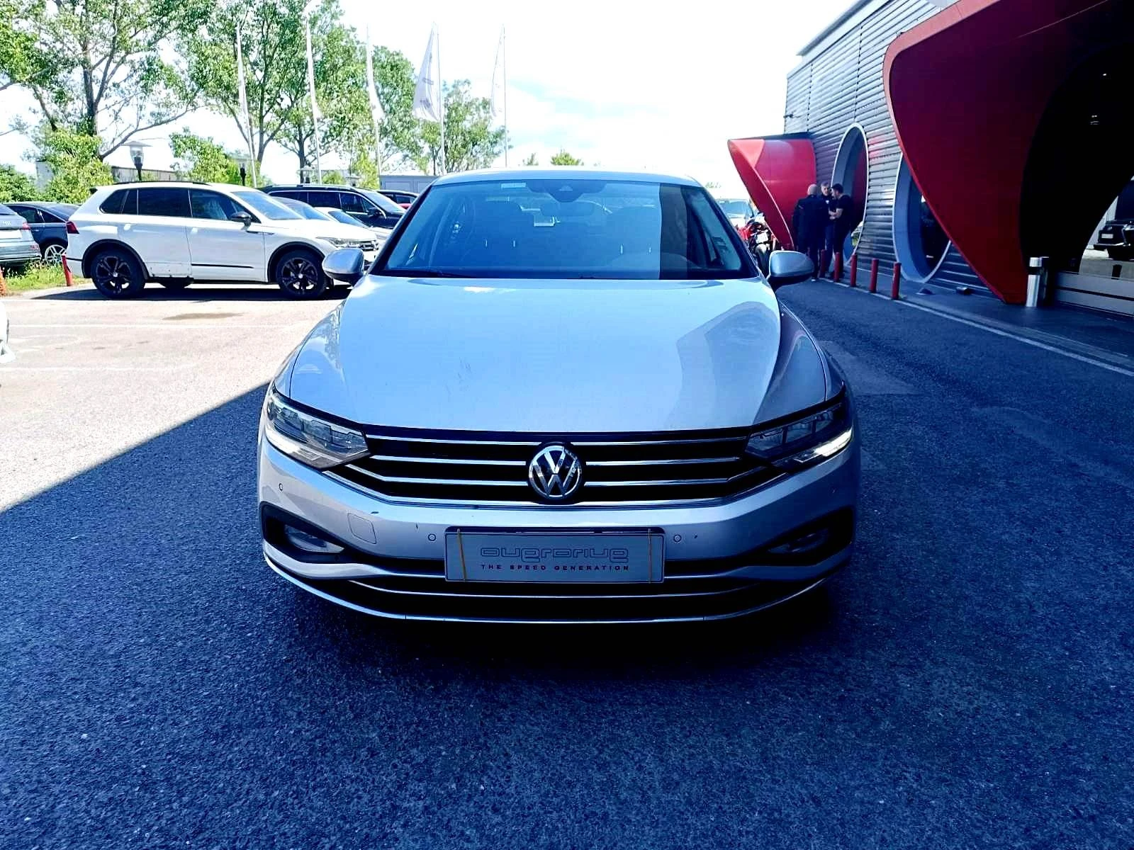 VW Passat 2.0 TDi DSG Facelift - изображение 2