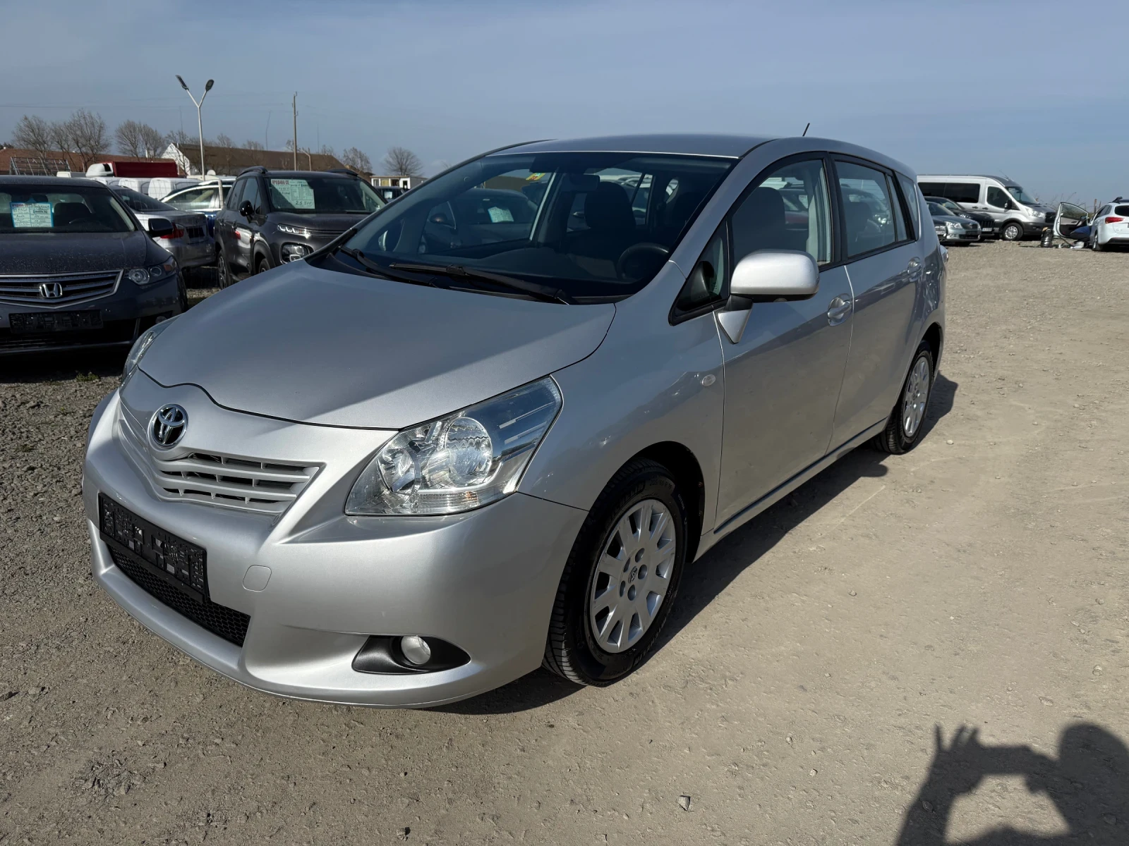Toyota Verso 1.8i CH 6sk 7m | Mobile.bg   1