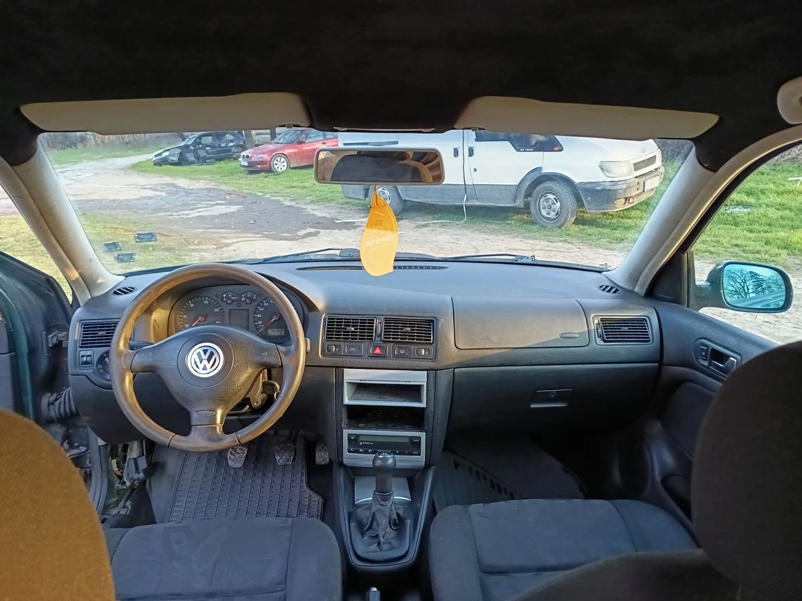 VW Golf 1.9 tdi 90hp - изображение 3